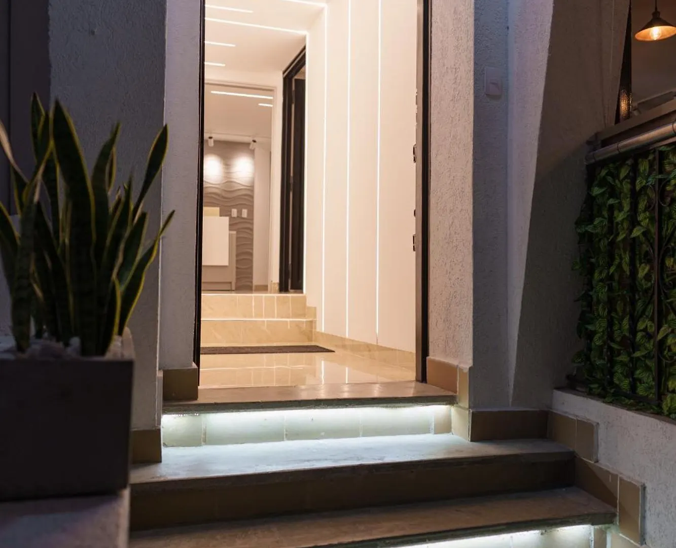 Hotel On By Zenya Host Cali Colombia