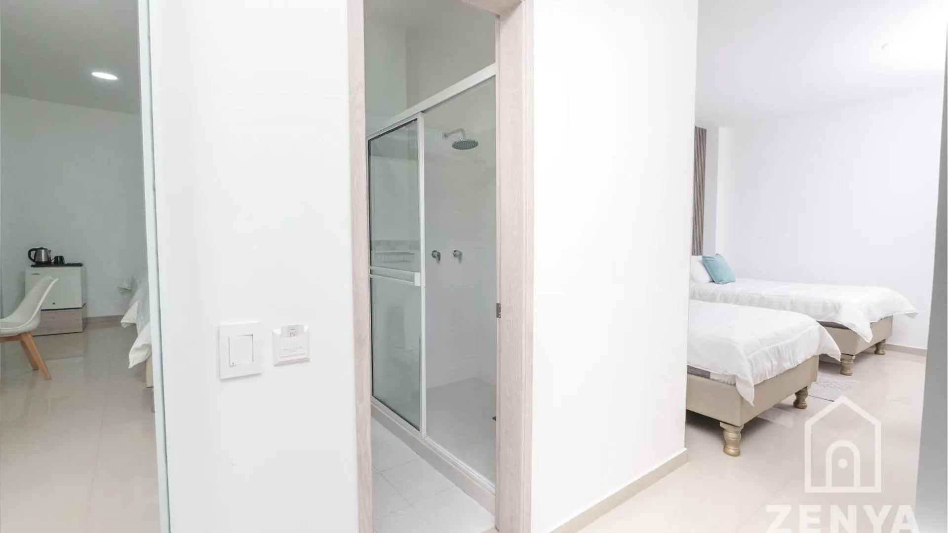 Hotel On By Zenya Host Cali