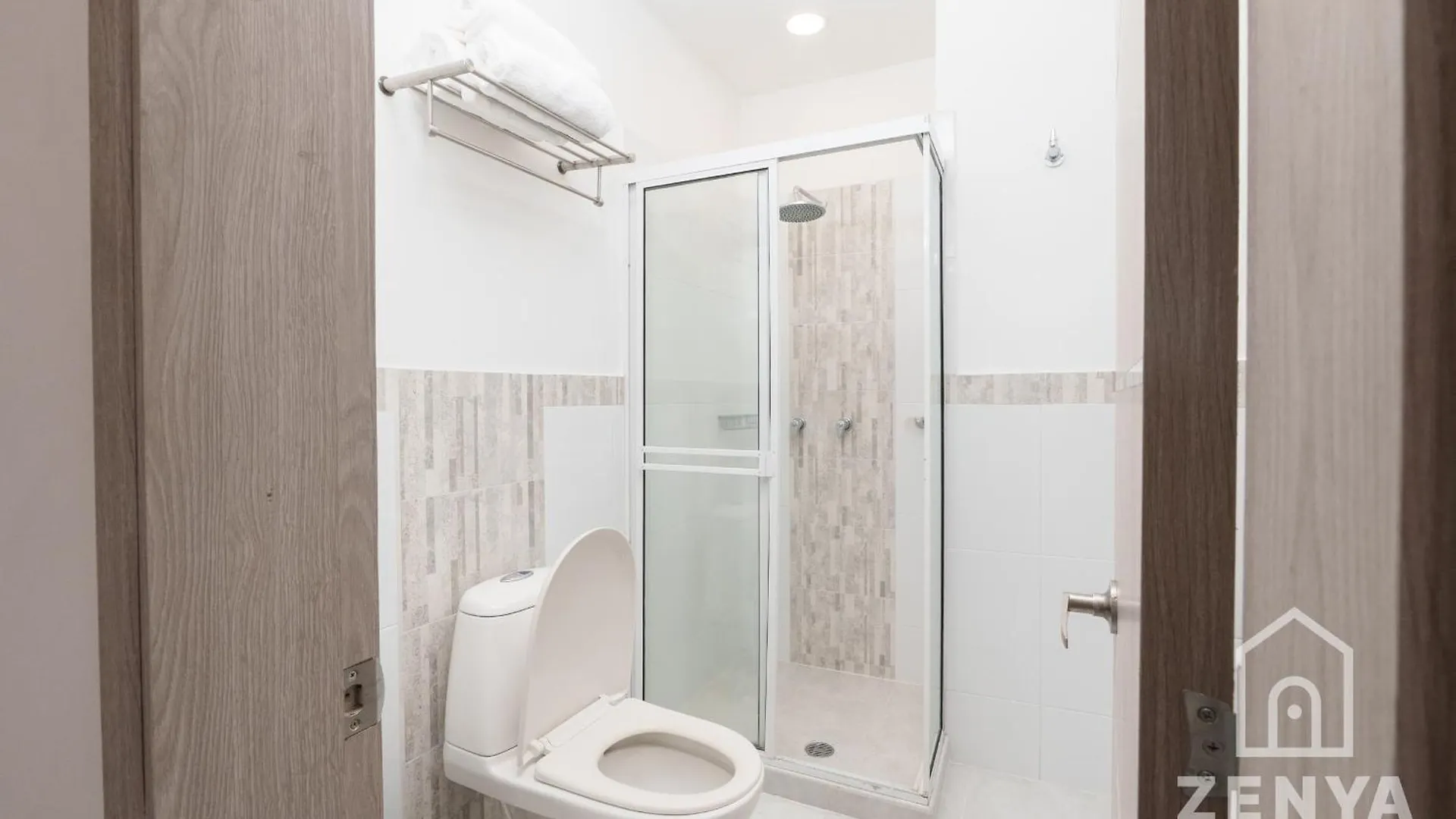 ****  Hotel On By Zenya Host Cali Colombia