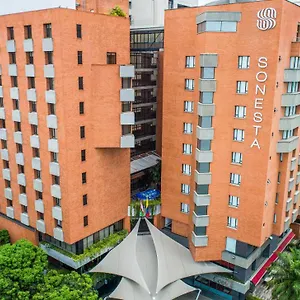 Hotel Sonesta